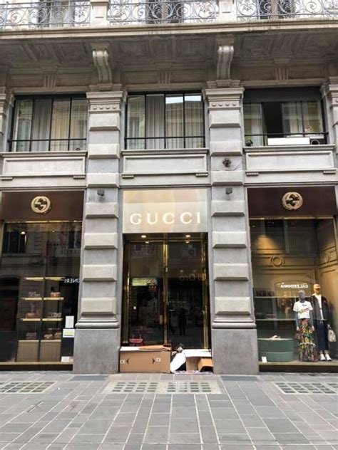 Gucci a Bari in Via Sparano, 75/77/79: ⏰ orari e ☎ telefono